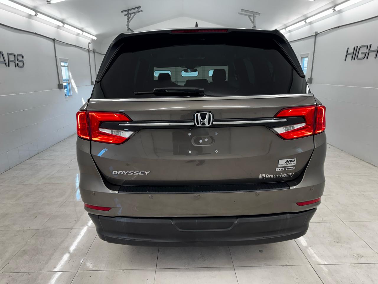 Honda Odyssey Touring Auto 2022