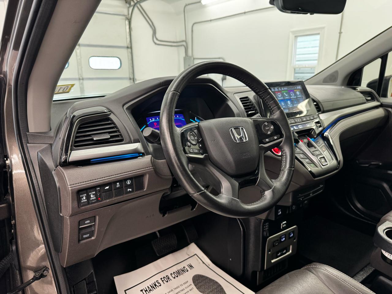 Honda Odyssey Touring Auto 2022