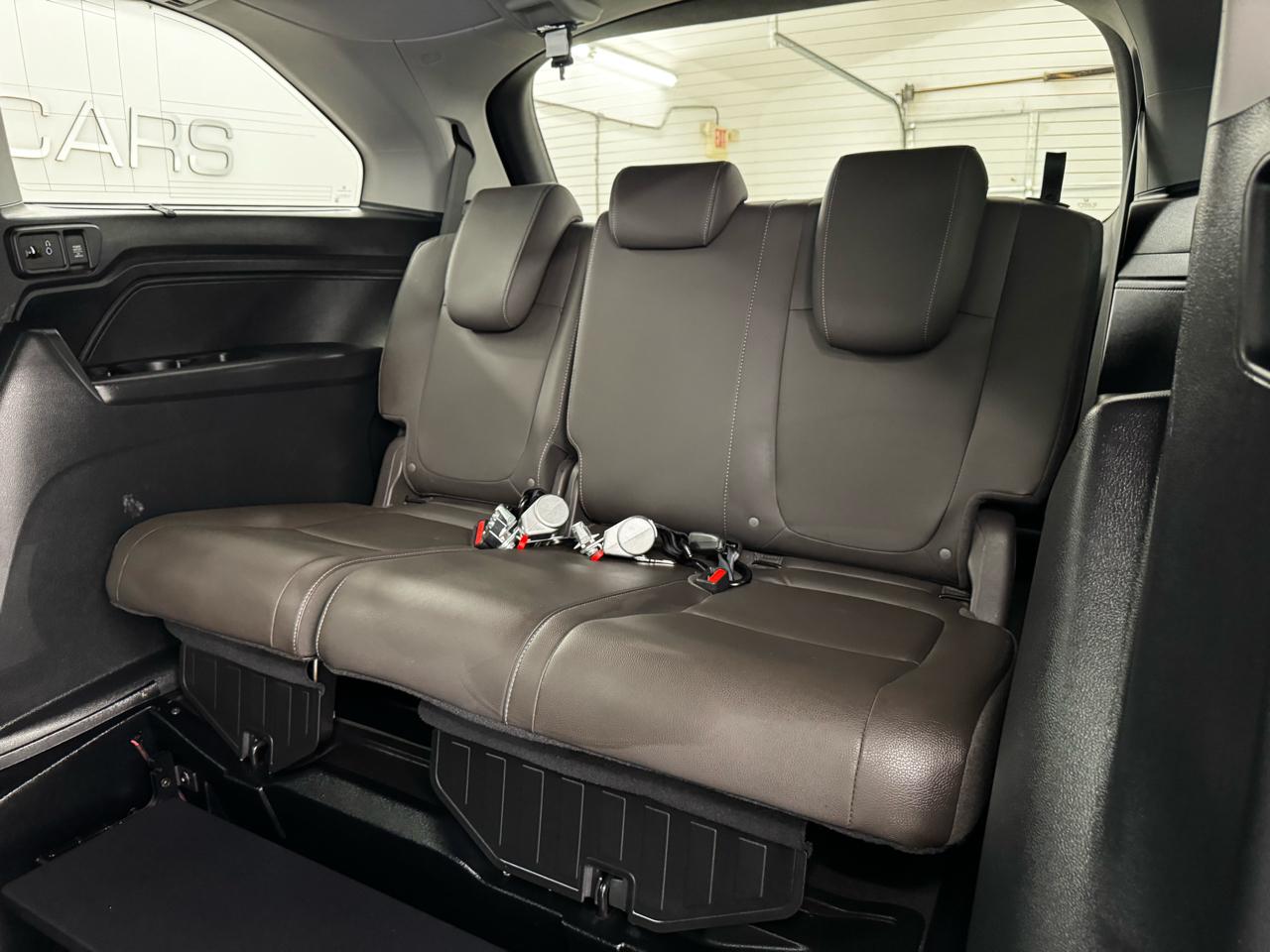 Honda Odyssey Touring Auto 2022