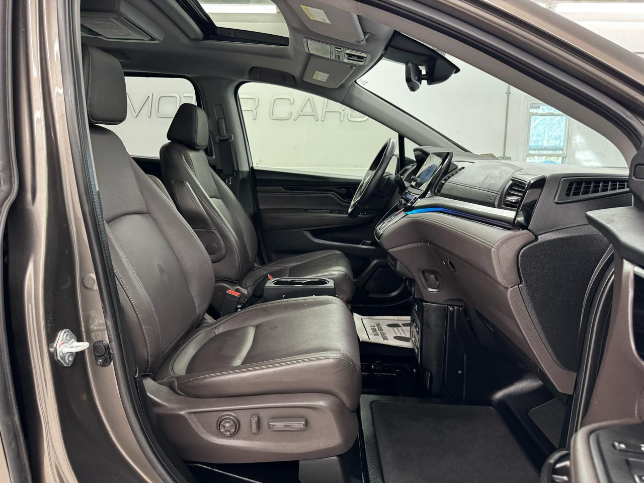 Honda Odyssey Touring Auto 2022