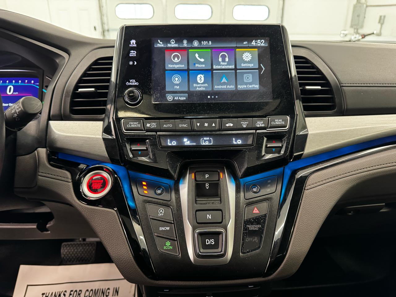 Honda Odyssey Touring Auto 2022