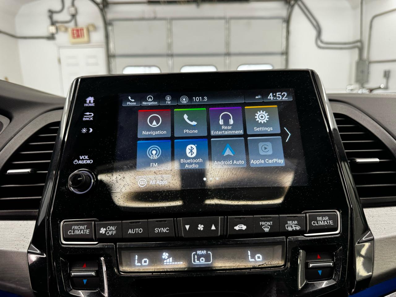 Honda Odyssey Touring Auto 2022