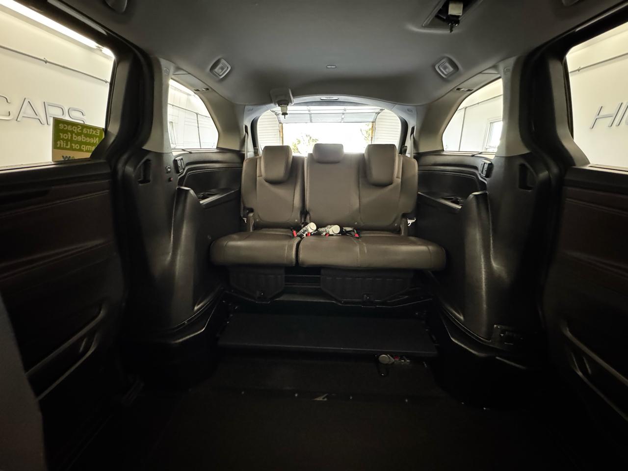 Honda Odyssey Touring Auto 2022