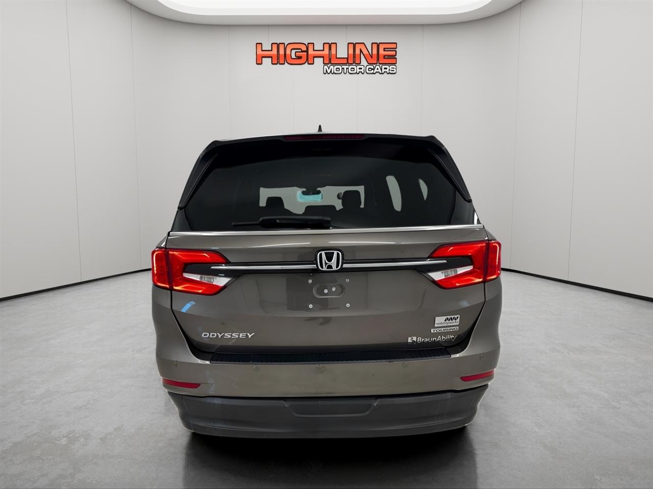 Honda Odyssey Touring Auto 2022