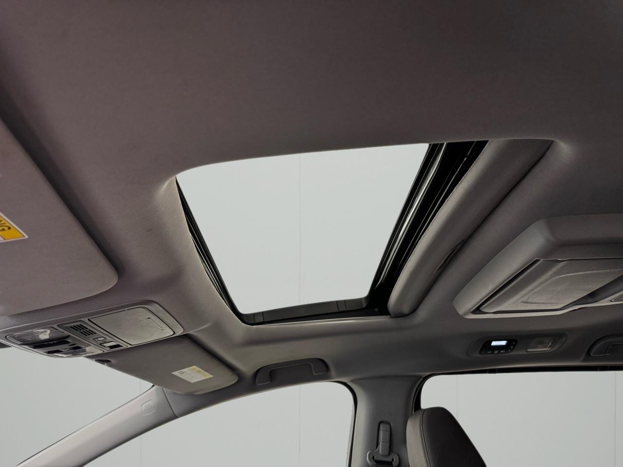 Honda Odyssey Touring Auto 2022