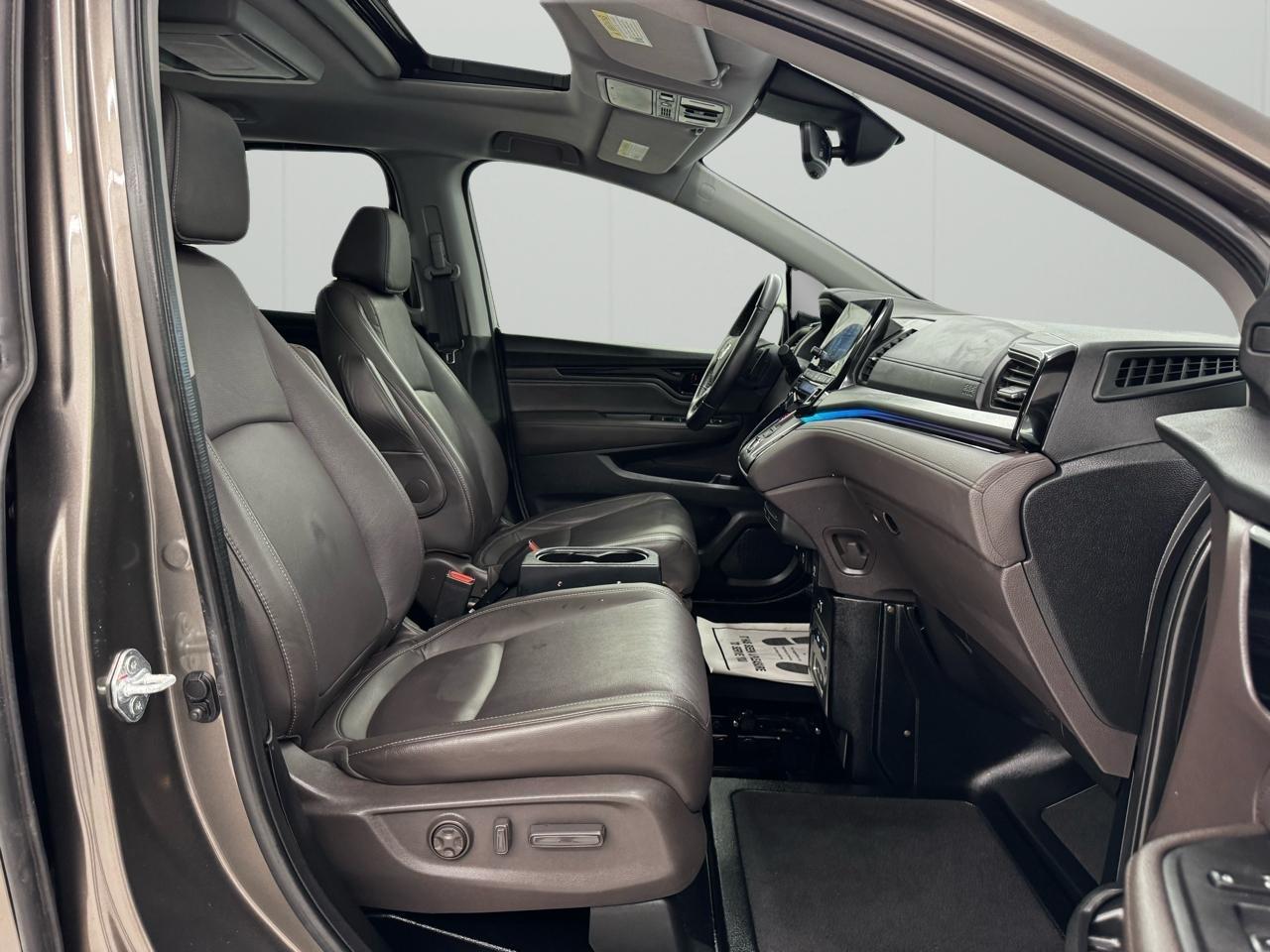 Honda Odyssey Touring Auto 2022