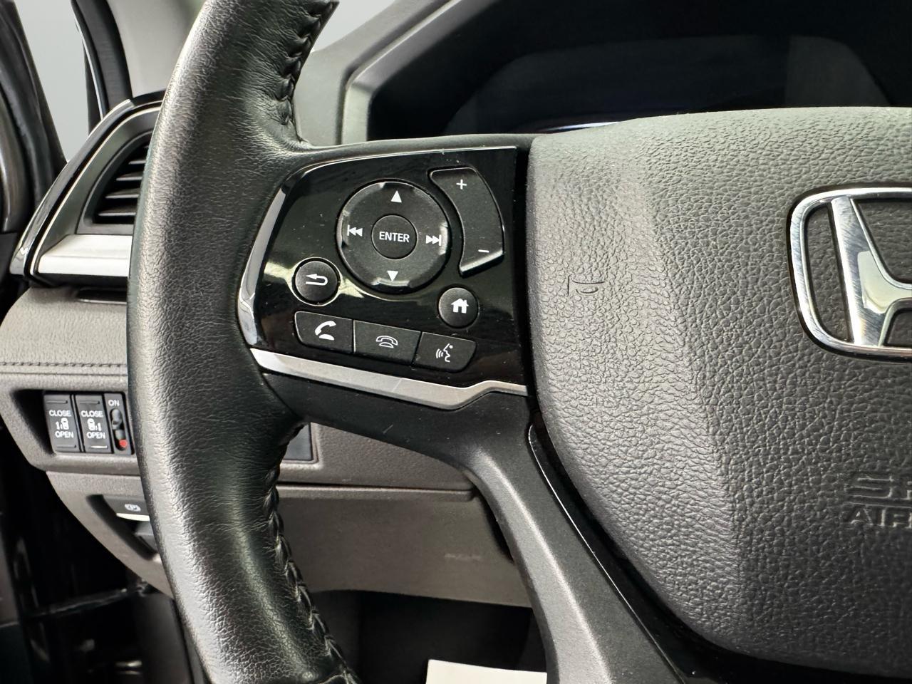 Honda Odyssey Touring Auto 2022