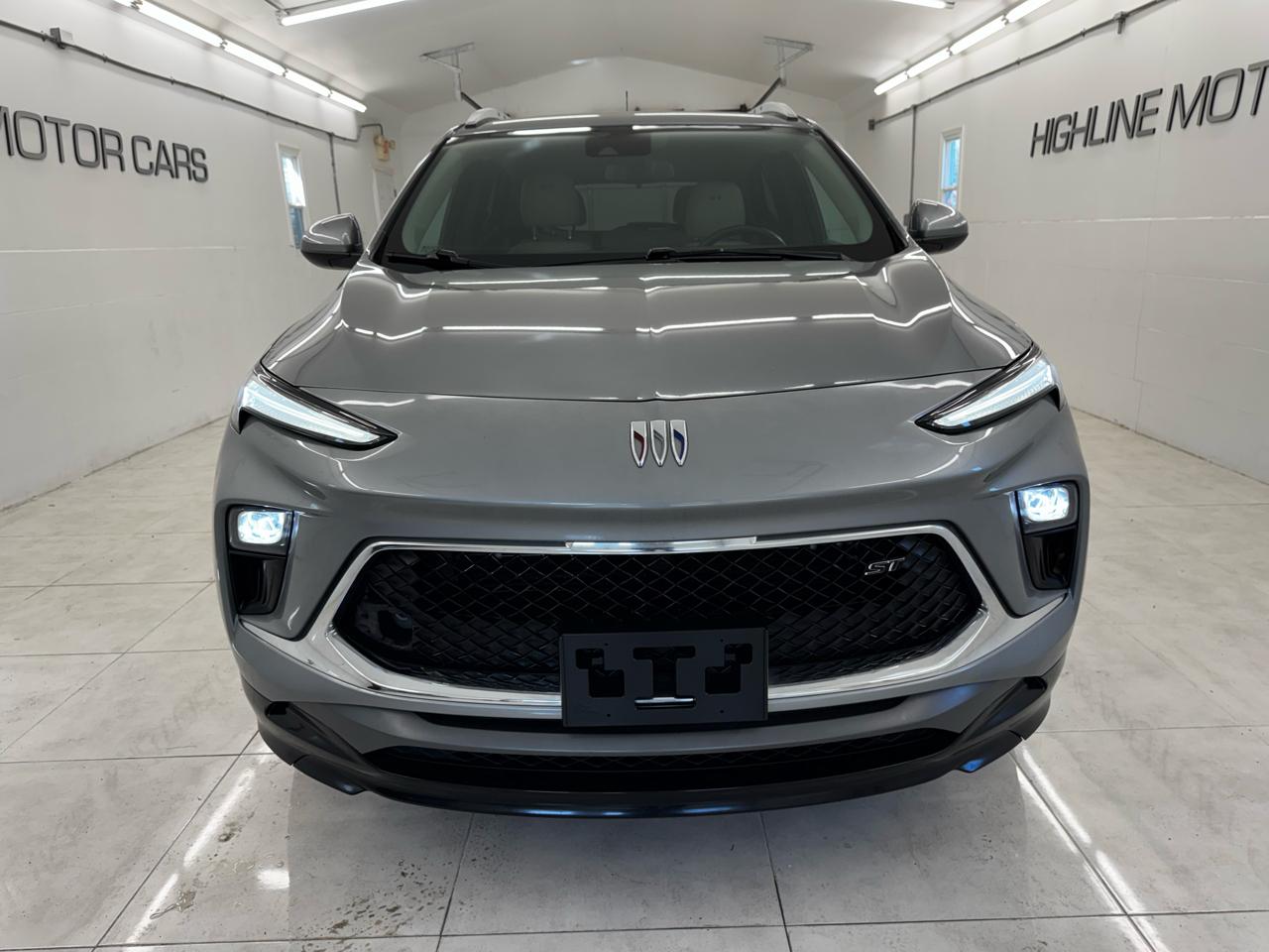 Buick Encore GX FWD 4dr Sport Touring 2024