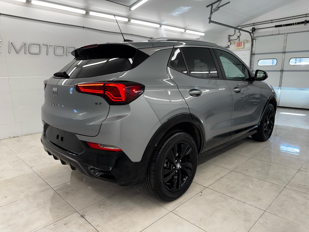 Buick Encore GX FWD 4dr Sport Touring 2024