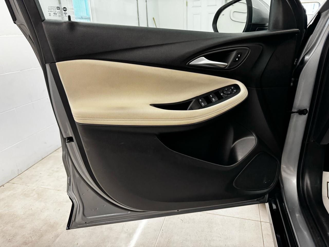 Buick Encore GX FWD 4dr Sport Touring 2024