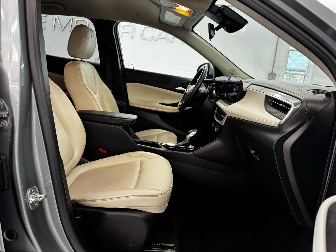 Buick Encore GX FWD 4dr Sport Touring 2024