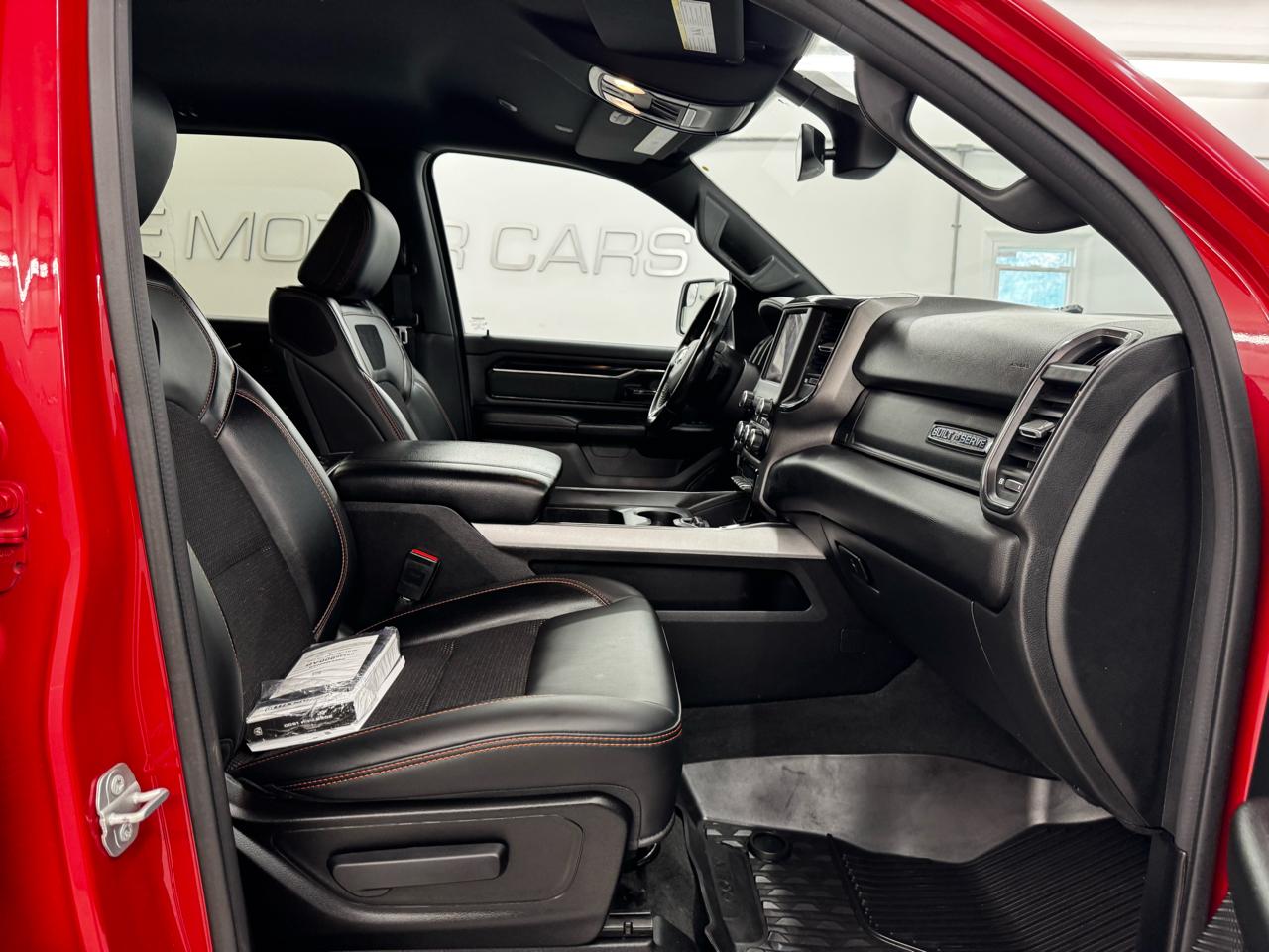 RAM 1500 Big Horn 4x4 Crew Cab 5'7" Box 2022