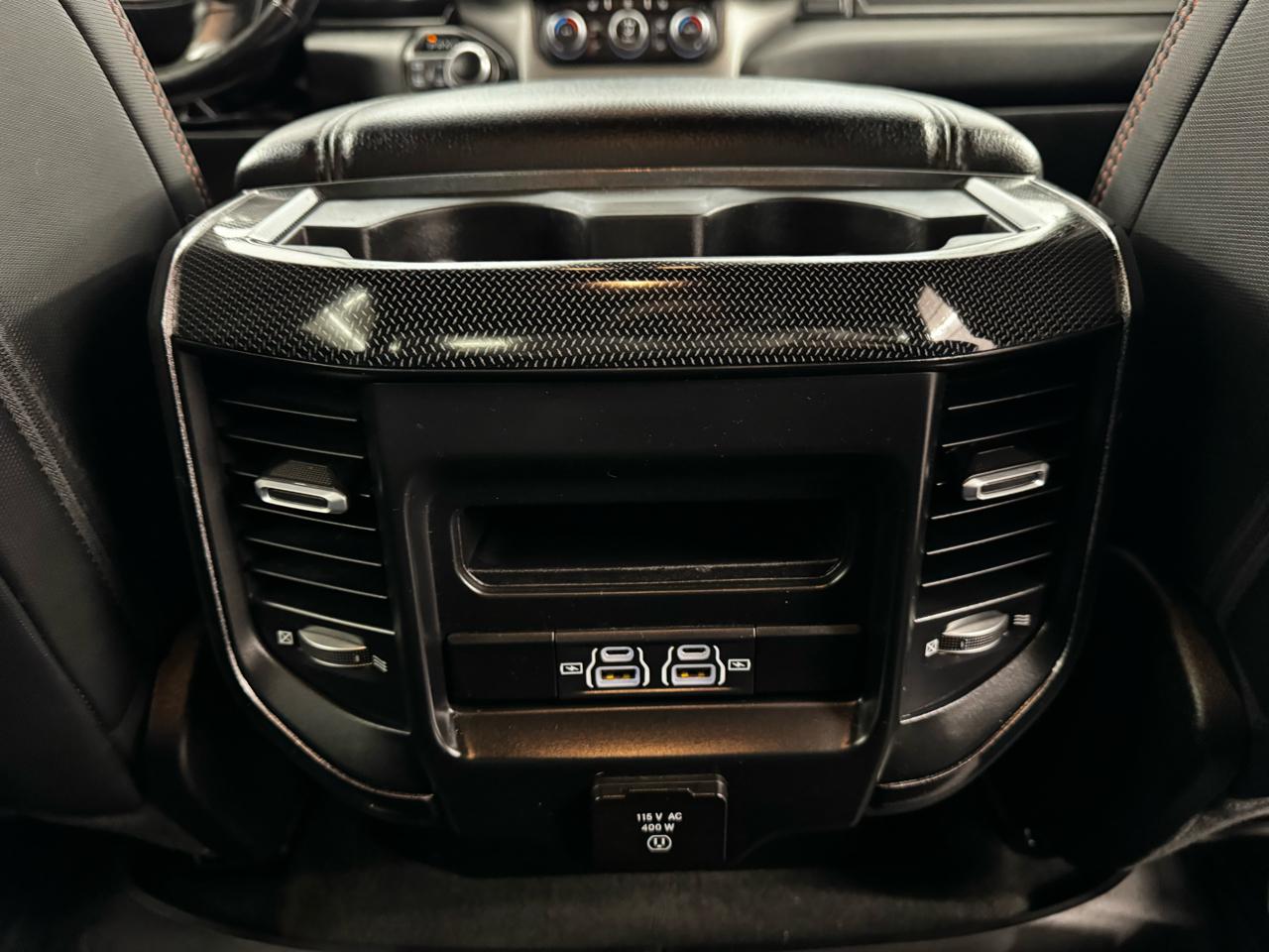 RAM 1500 Big Horn 4x4 Crew Cab 5'7" Box 2022