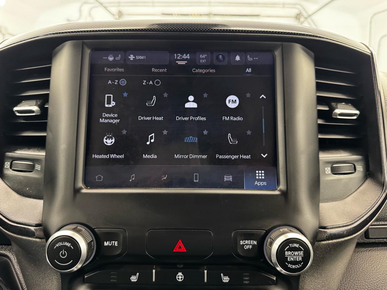 RAM 1500 Big Horn 4x4 Crew Cab 5'7" Box 2022