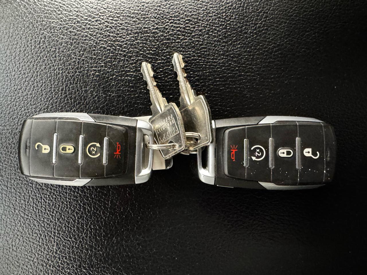 RAM 1500 Big Horn 4x4 Crew Cab 5'7" Box 2022