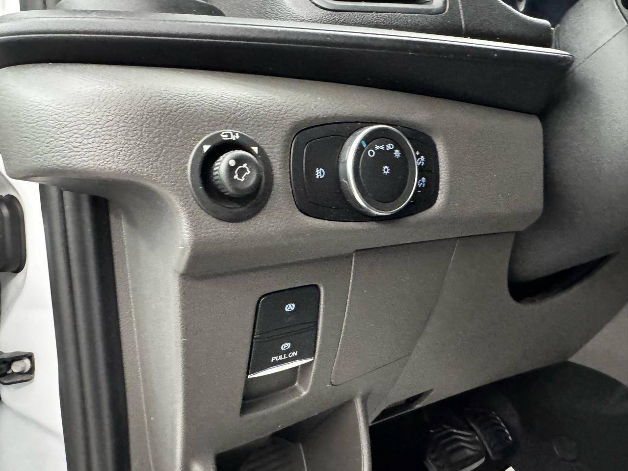 Ford Transit Passenger Wagon T-350 148" Low Roof XLT RWD 2024