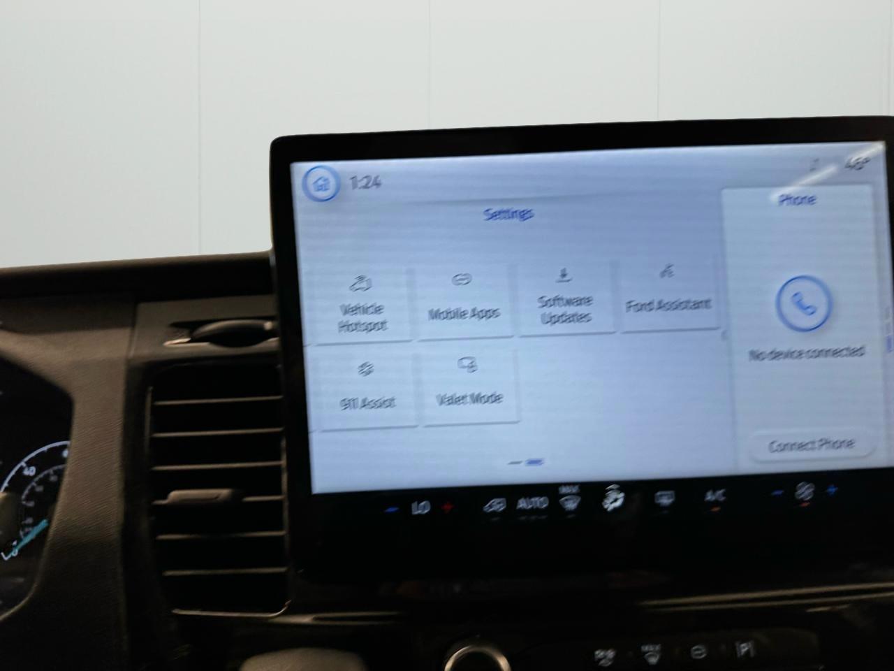 Ford Transit Passenger Wagon T-350 148" Low Roof XLT RWD 2024