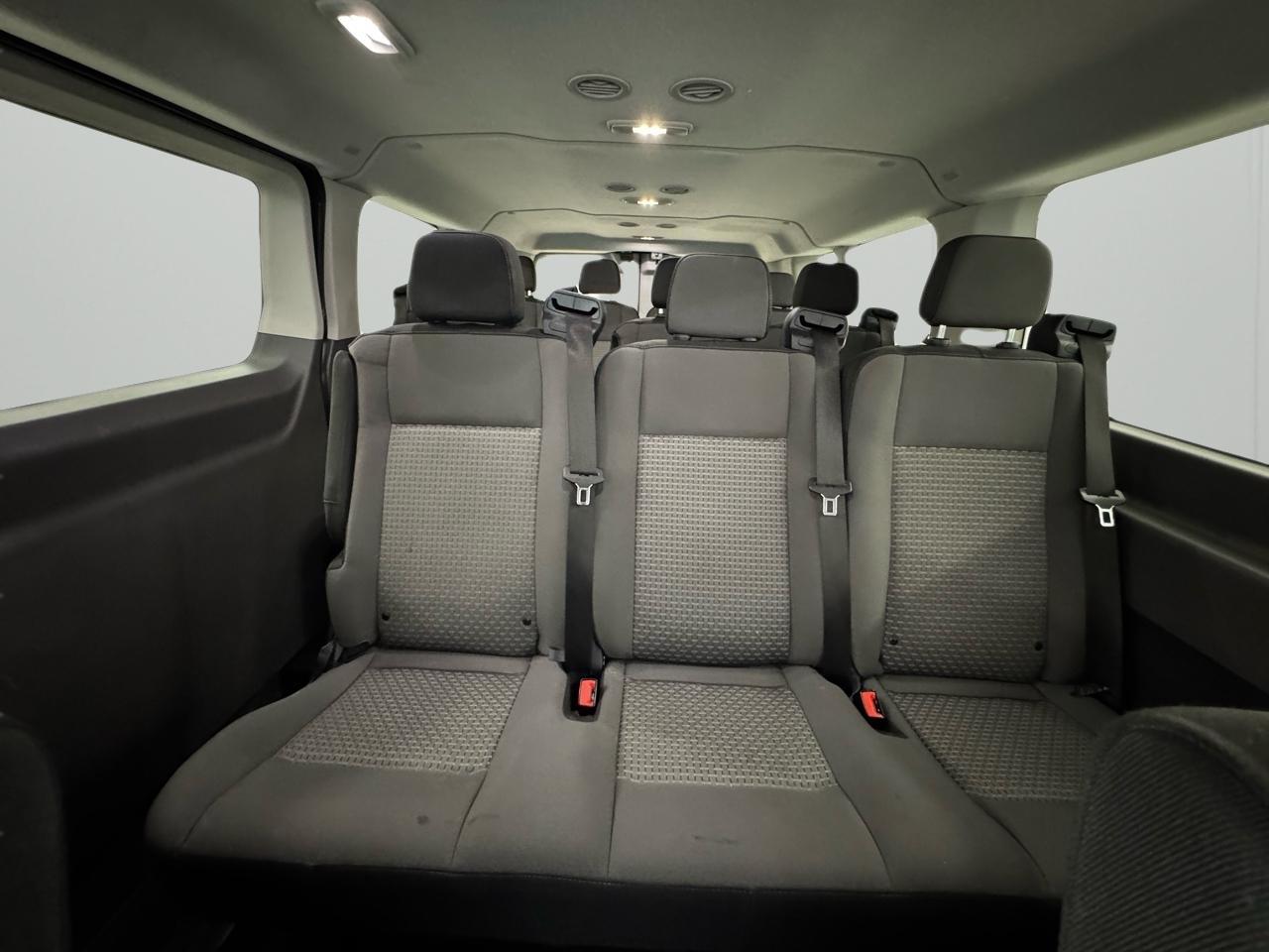 Ford Transit Passenger Wagon T-350 148" Low Roof XLT RWD 2024