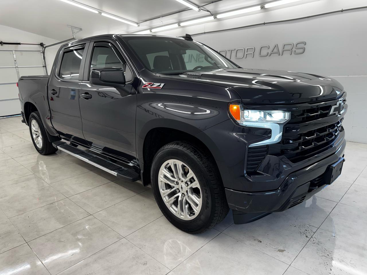 Chevrolet Silverado 1500 4WD Crew Cab 147" RST 2022