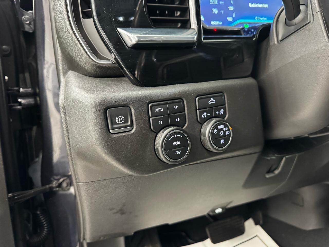 Chevrolet Silverado 1500 4WD Crew Cab 147" RST 2022