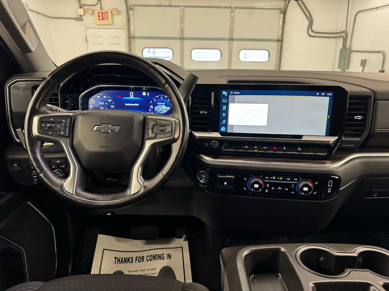 Chevrolet Silverado 1500 4WD Crew Cab 147" RST 2022