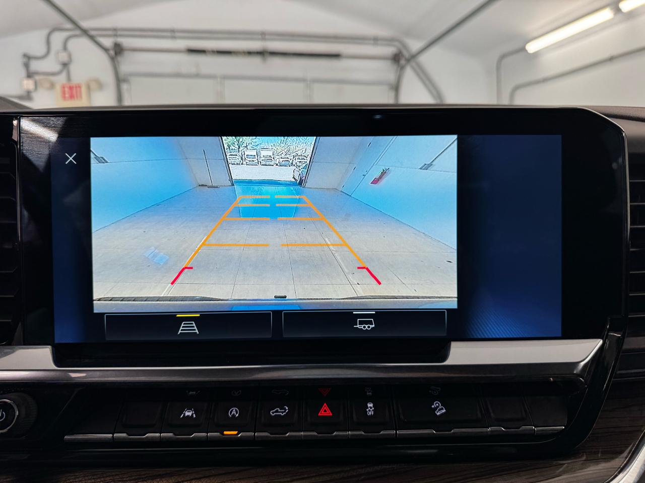 Chevrolet Silverado 1500 4WD Crew Cab 147" RST 2022