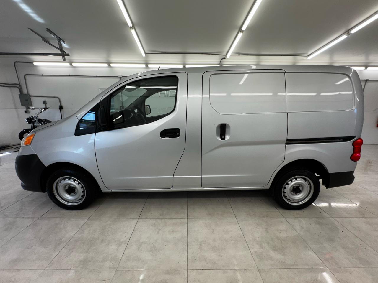 Nissan NV200 Compact Cargo I4 S 2019