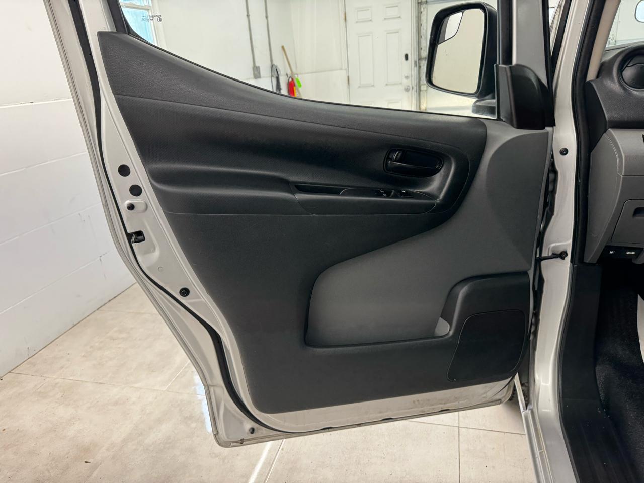 Nissan NV200 Compact Cargo I4 S 2019