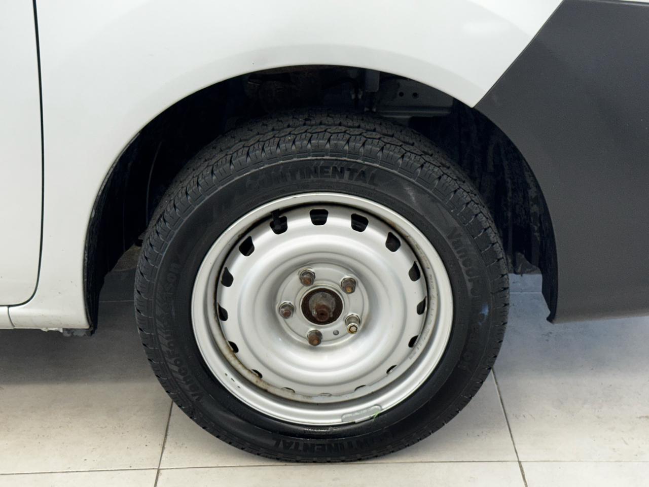 Nissan NV200 Compact Cargo I4 S 2019