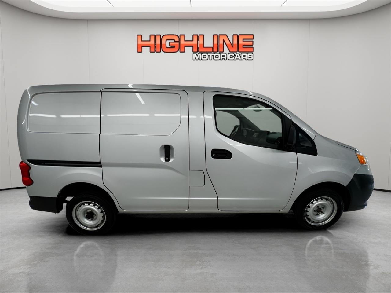 Nissan NV200 Compact Cargo I4 S 2019