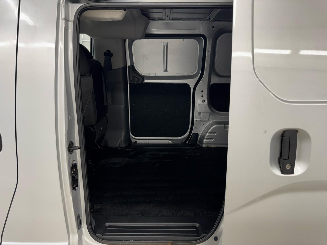 Nissan NV200 Compact Cargo I4 S 2019