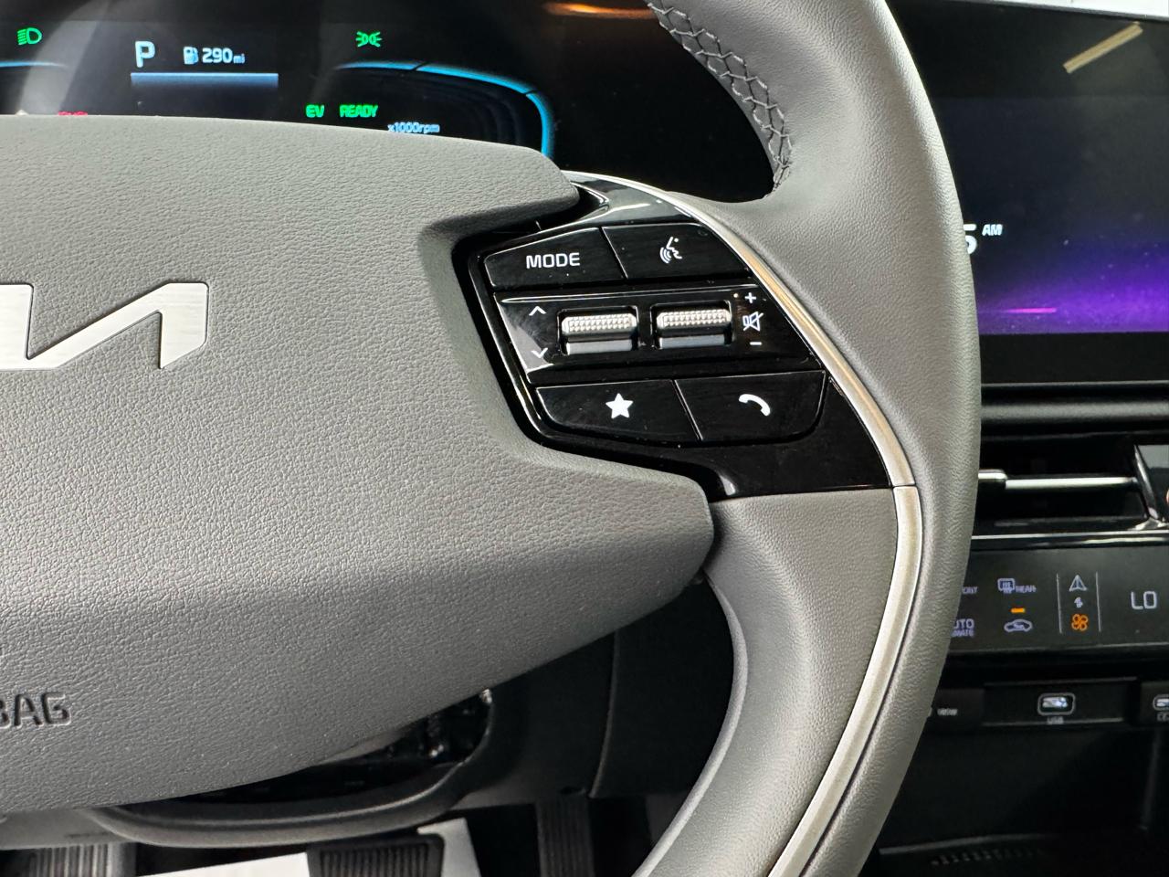 Kia Niro EX FWD 2023