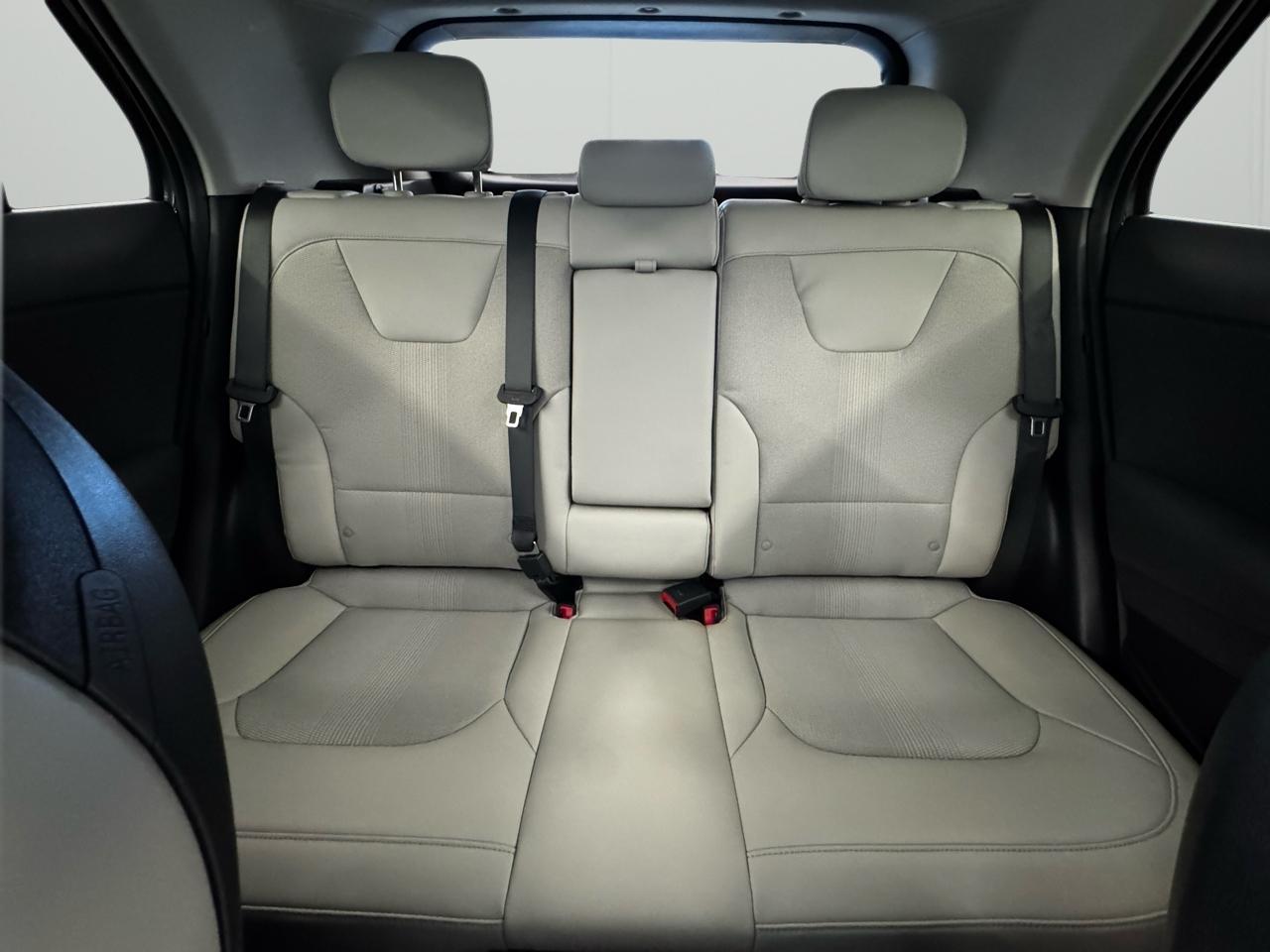 Kia Niro EX FWD 2023