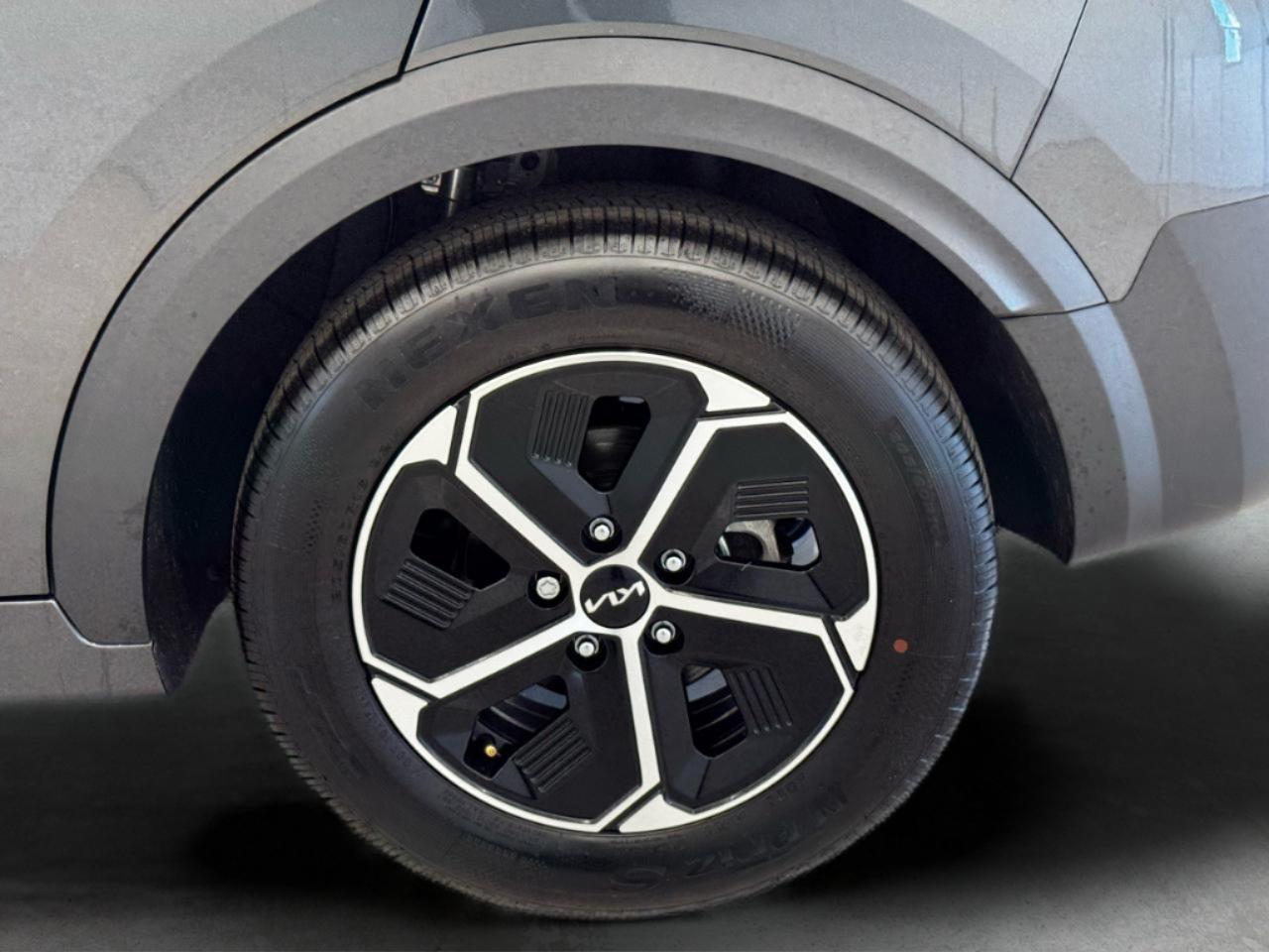 Kia Niro EX FWD 2023