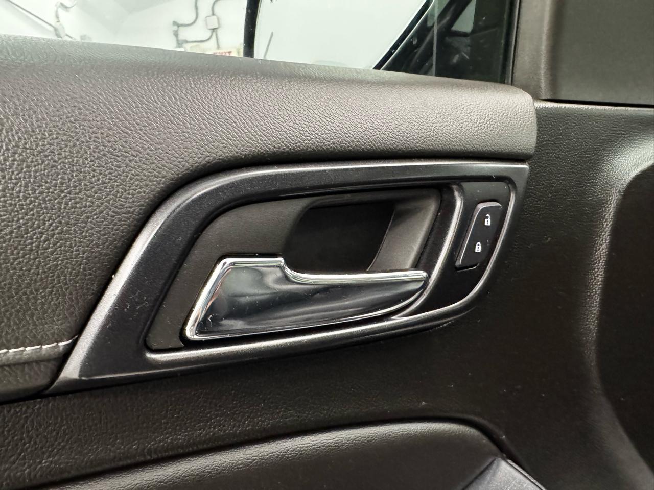 Chevrolet Suburban 4WD 4dr Premier 2020