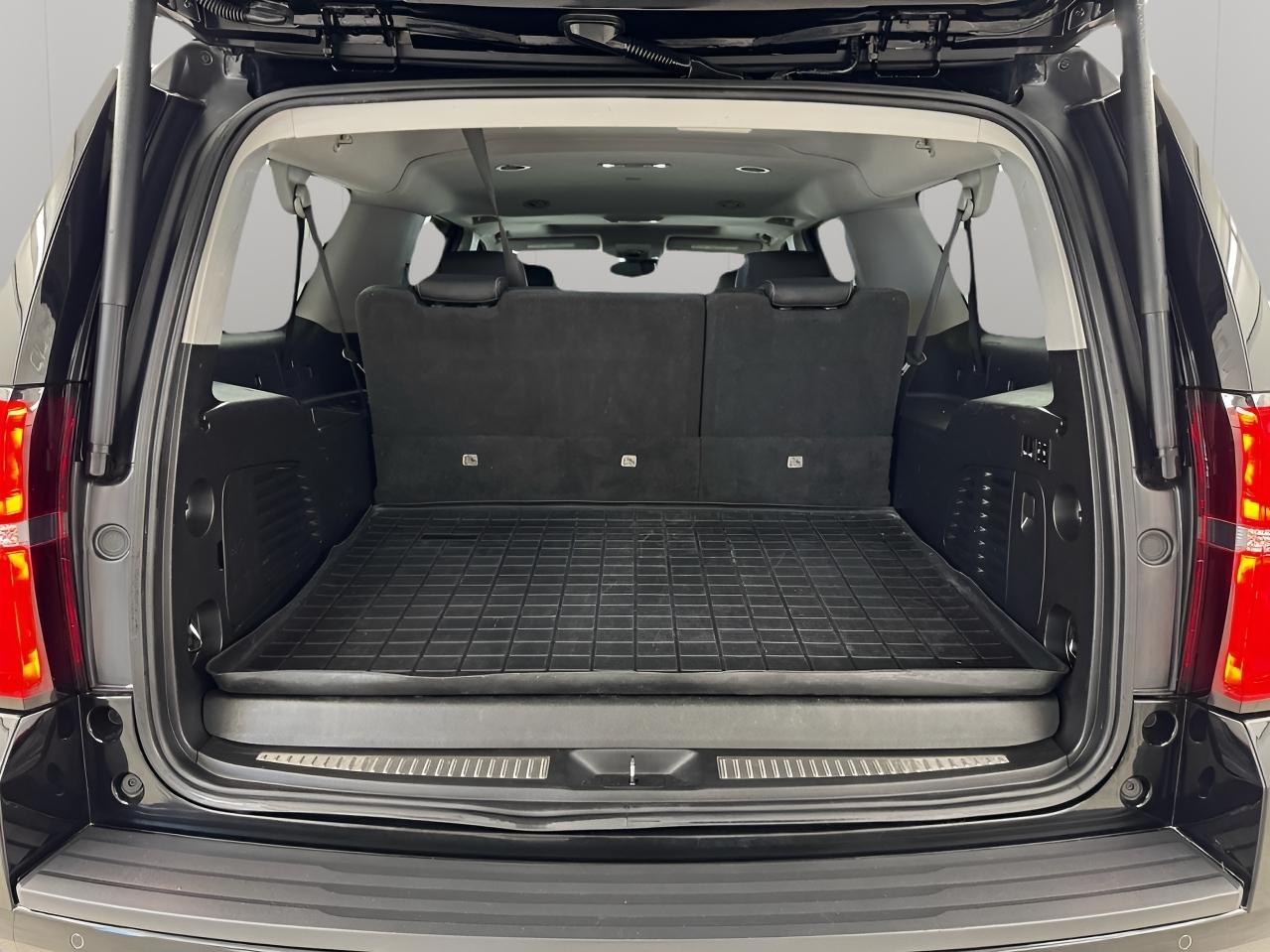 Chevrolet Suburban 4WD 4dr Premier 2020