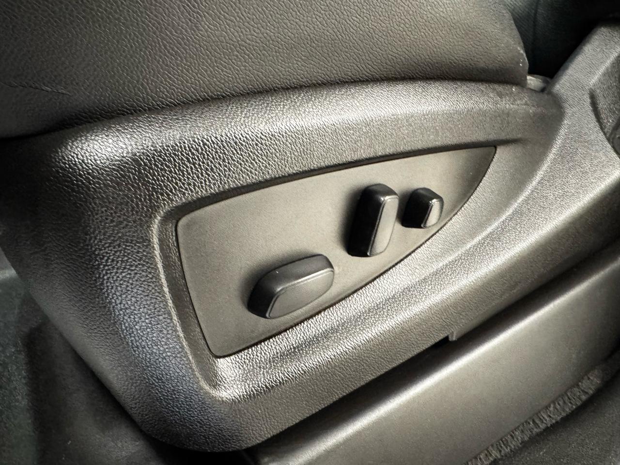 Chevrolet Suburban 4WD 4dr Premier 2020