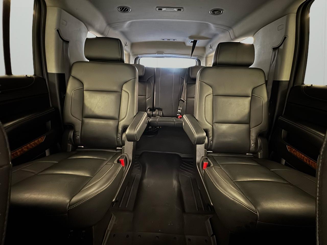 Chevrolet Suburban 4WD 4dr Premier 2020