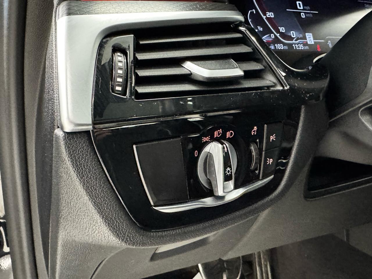 BMW 5 Series M550i xDrive Sedan 2021