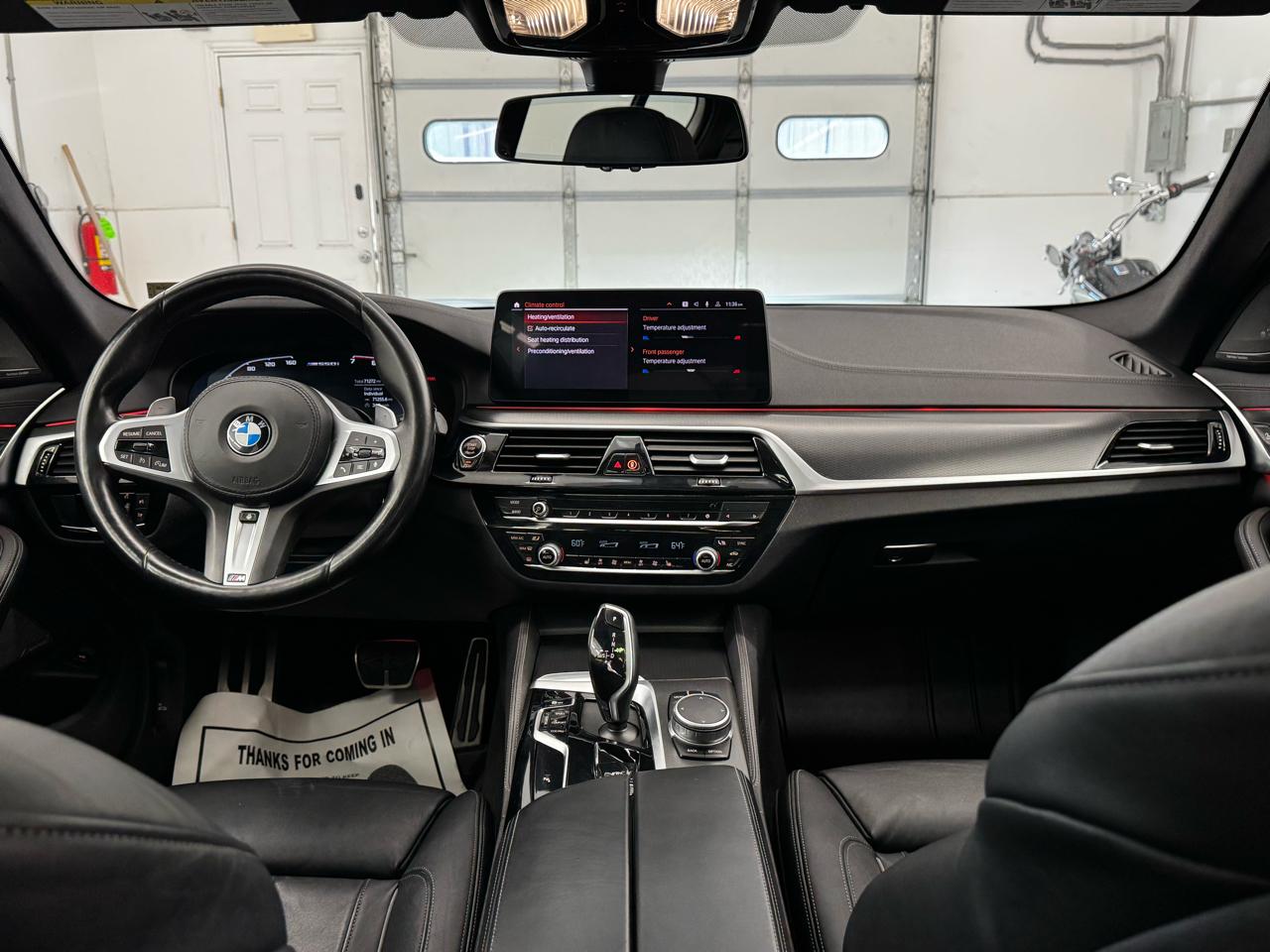 BMW 5 Series M550i xDrive Sedan 2021