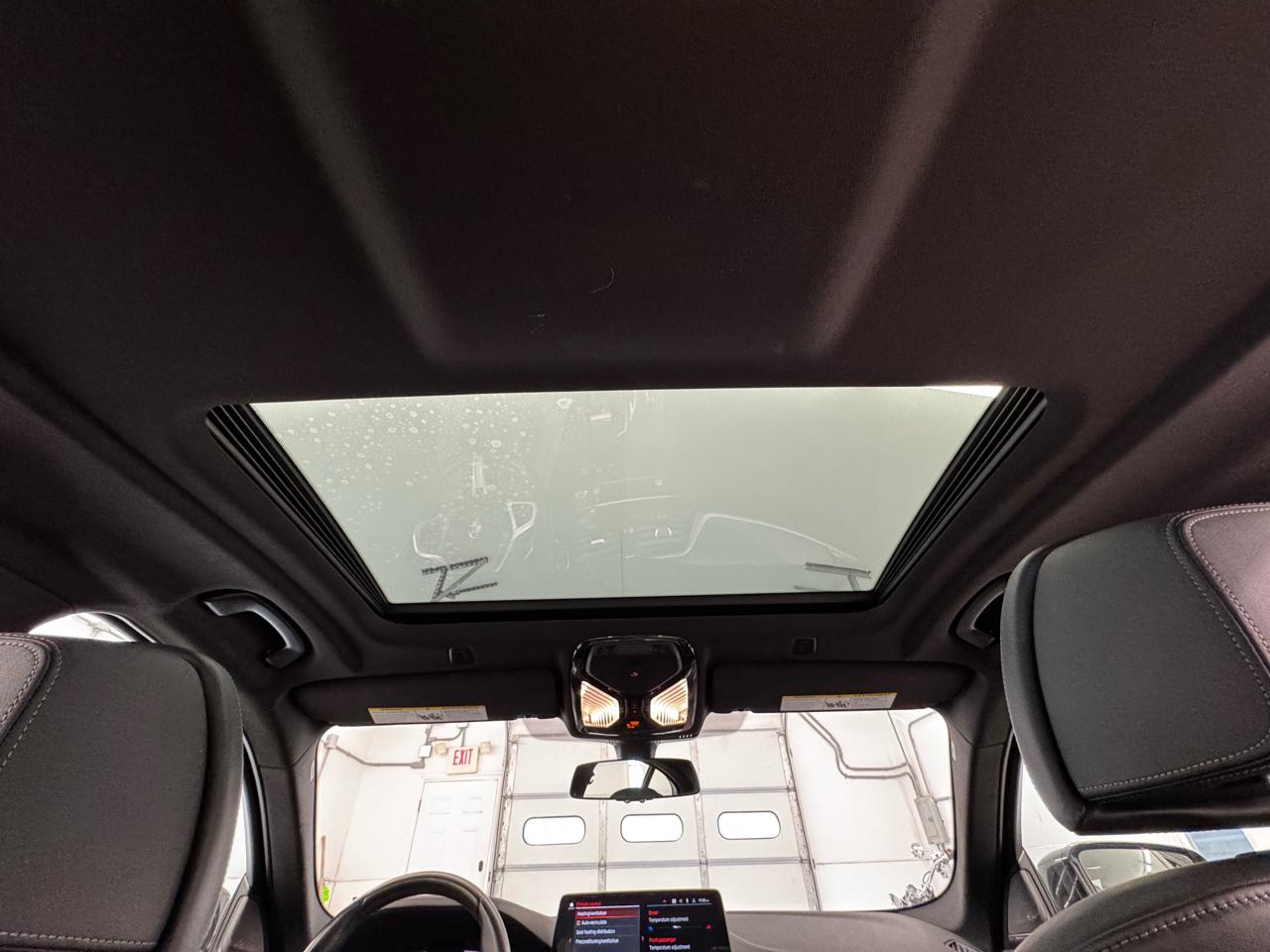 BMW 5 Series M550i xDrive Sedan 2021