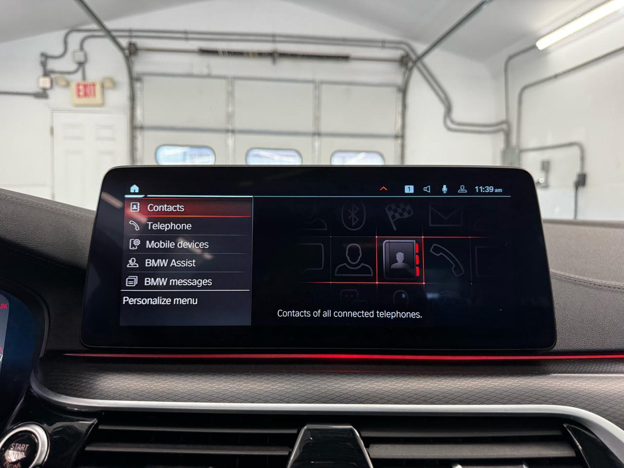 BMW 5 Series M550i xDrive Sedan 2021