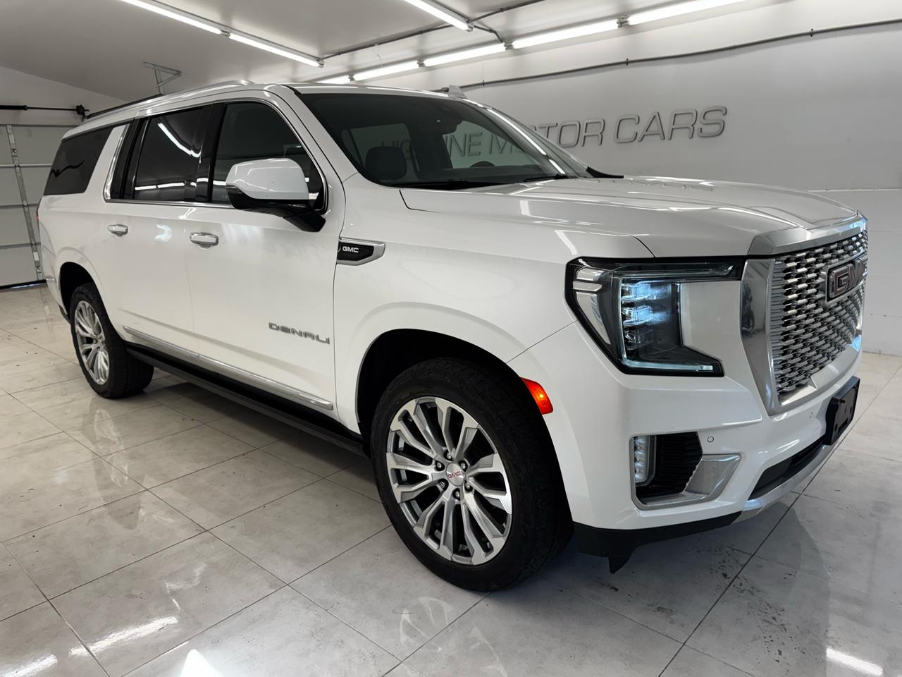 GMC Yukon XL 4WD 4dr Denali 2022