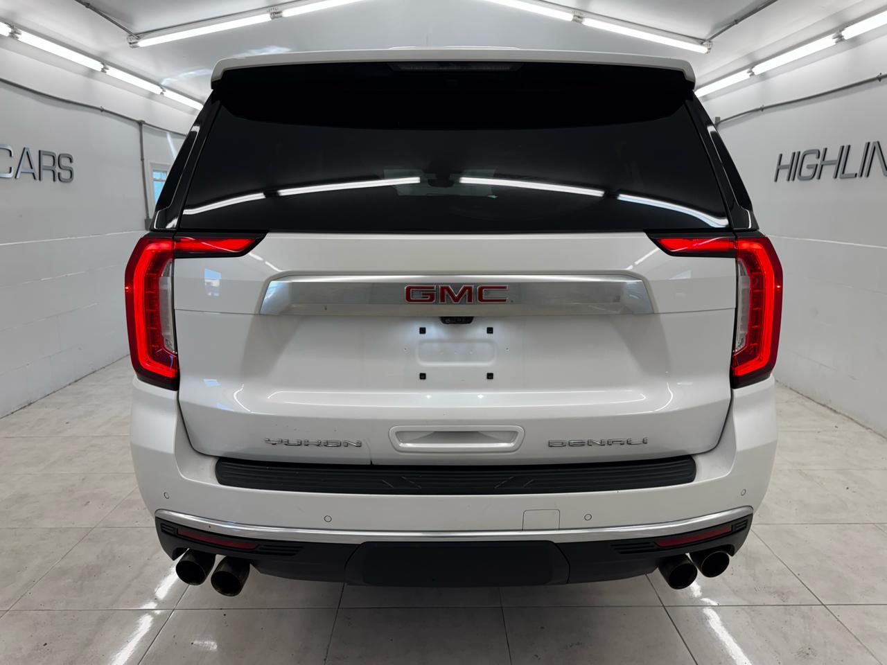 GMC Yukon XL 4WD 4dr Denali 2022