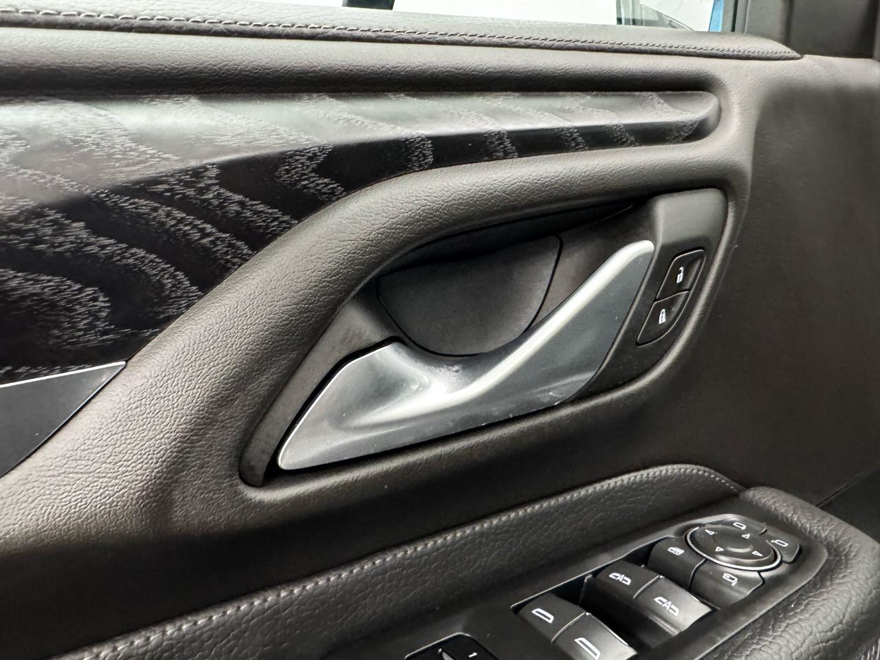 GMC Yukon XL 4WD 4dr Denali 2022