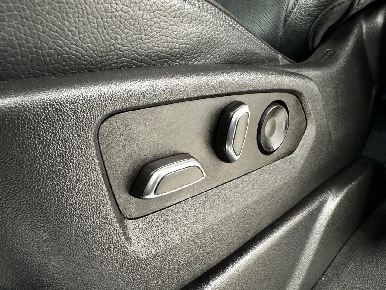 GMC Yukon XL 4WD 4dr Denali 2022