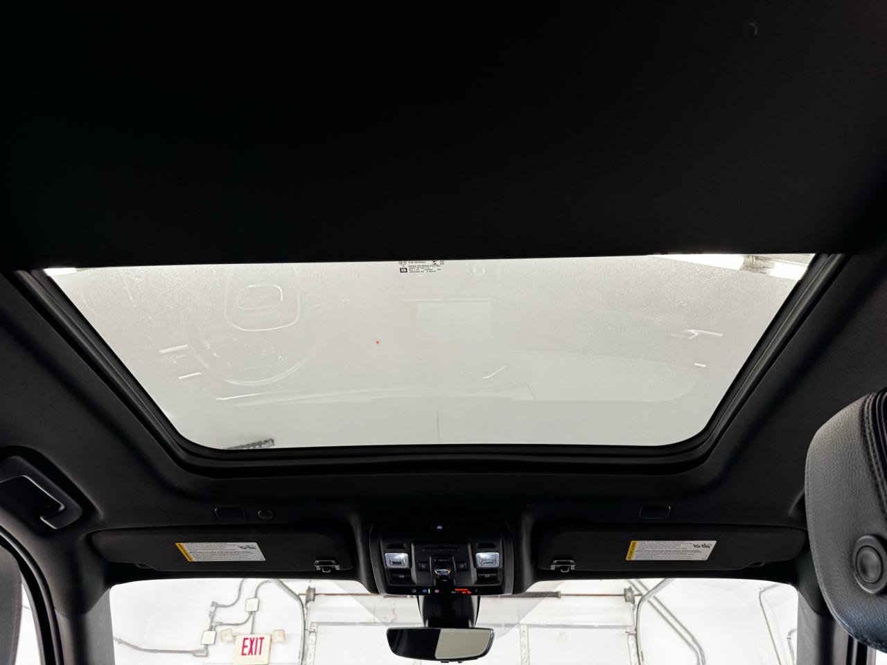 GMC Yukon XL 4WD 4dr Denali 2022