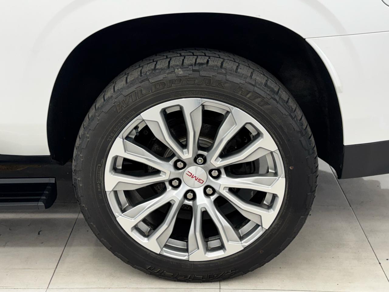 GMC Yukon XL 4WD 4dr Denali 2022