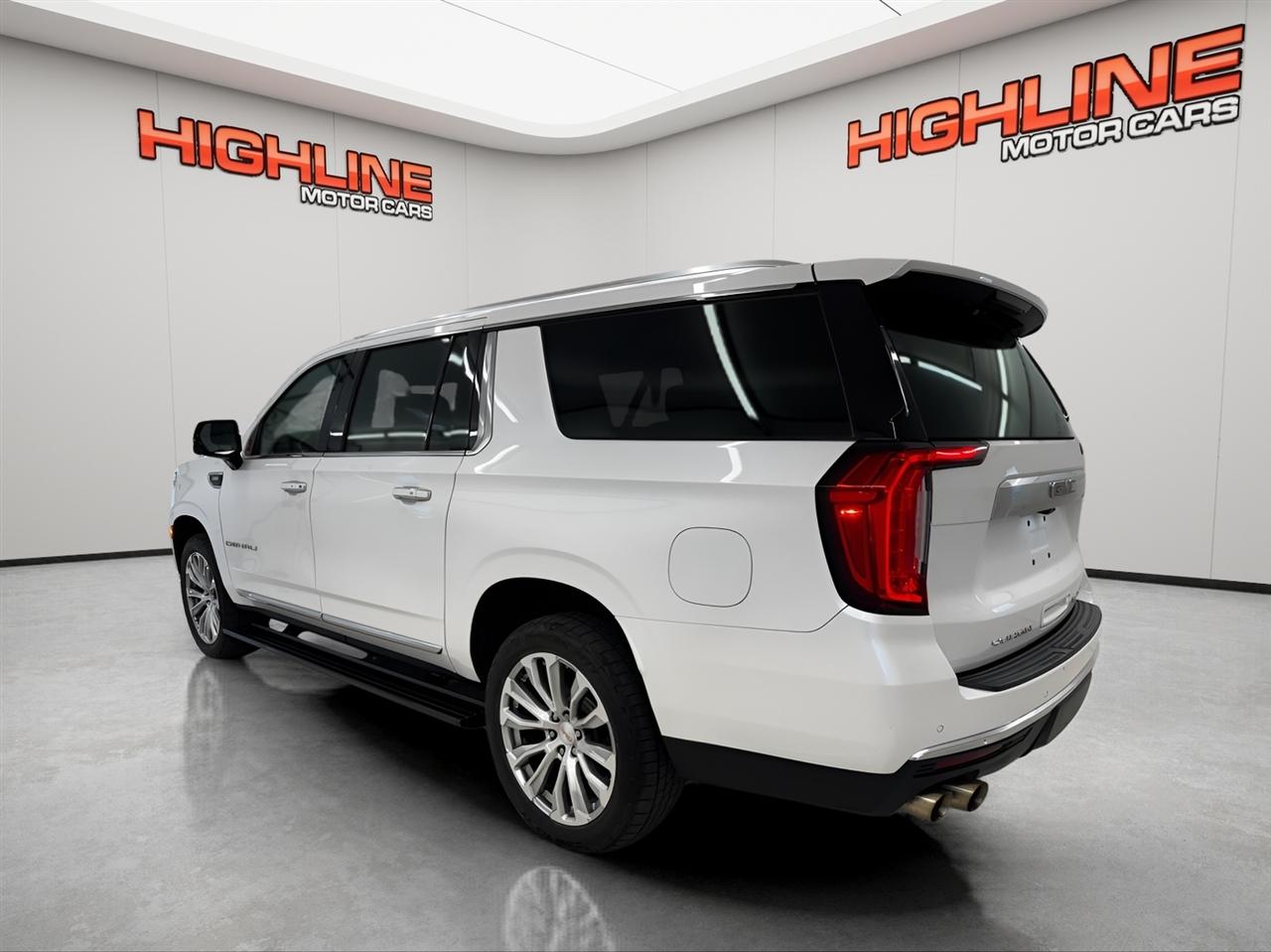 GMC Yukon XL 4WD 4dr Denali 2022