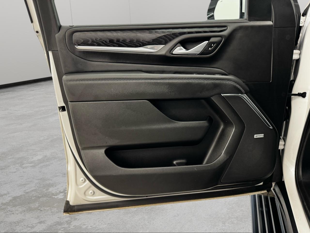 GMC Yukon XL 4WD 4dr Denali 2022